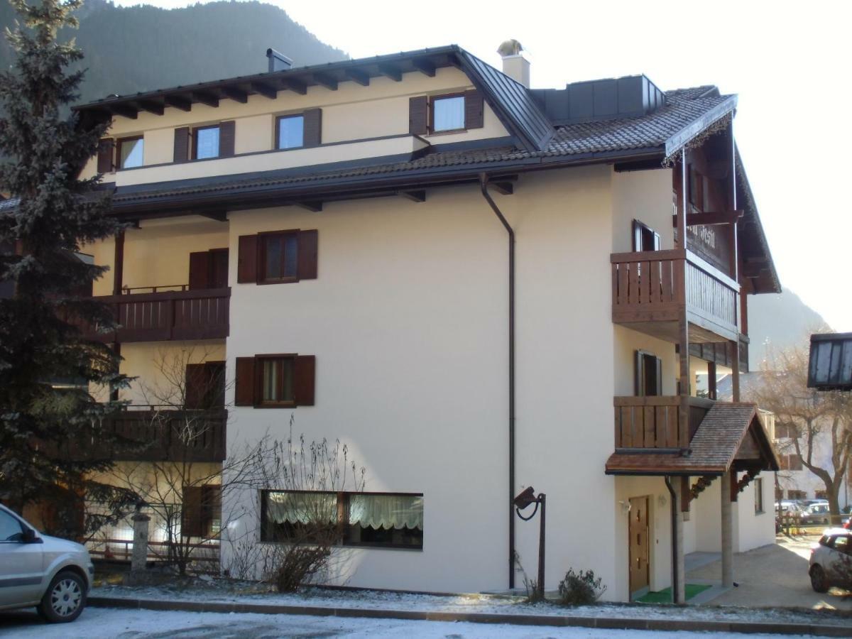 Garni Festil Hotel Campitello di Fassa Buitenkant foto