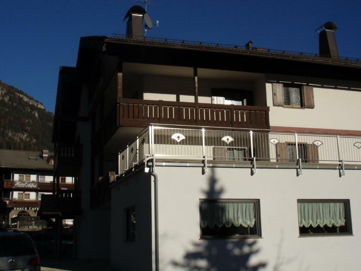 Garni Festil Hotel Campitello di Fassa Buitenkant foto