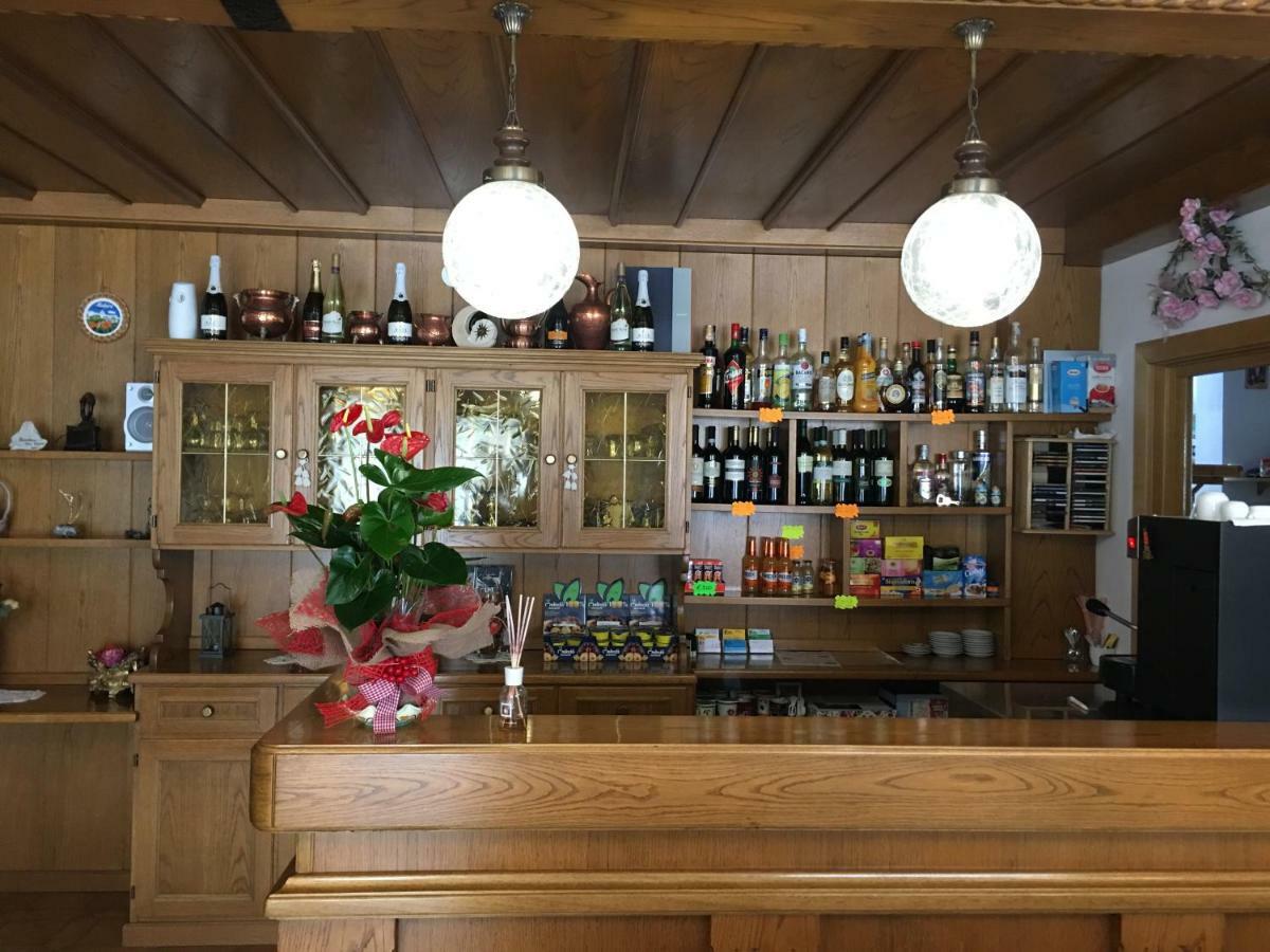 Garni Festil Hotel Campitello di Fassa Buitenkant foto